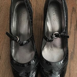 Black leather kitten heel